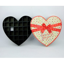 Caja de papel de chocolate de forma de corazón con divisor de papel